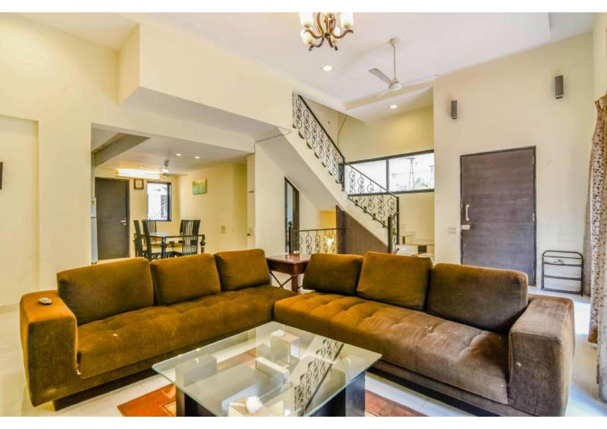 Alison Villa Lonavala Luaran gambar