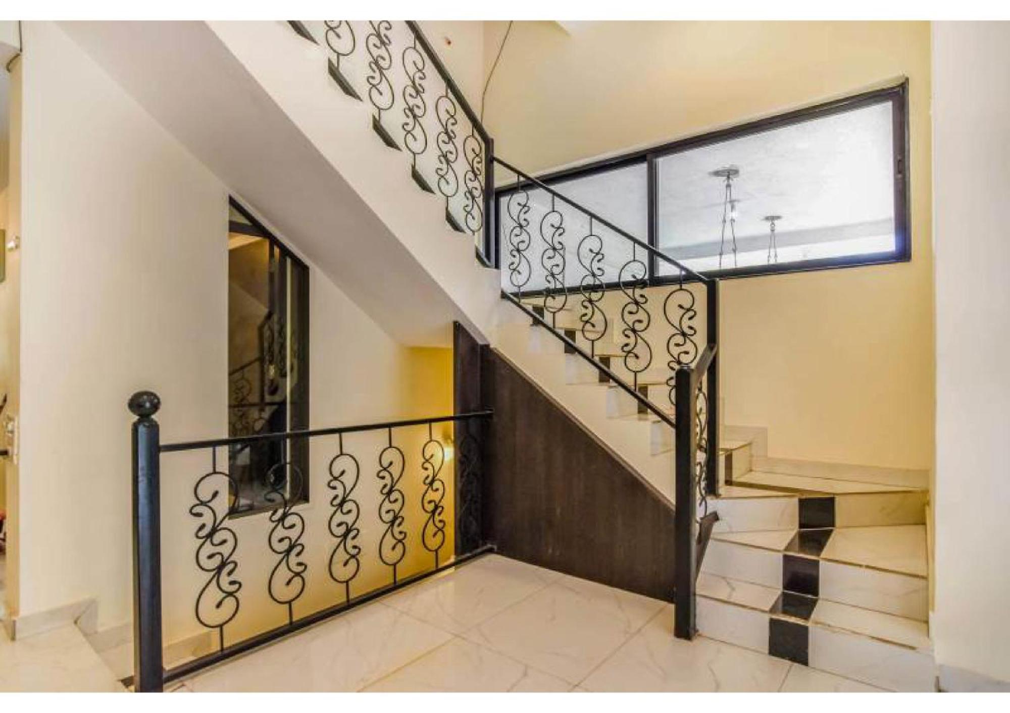 Alison Villa Lonavala Luaran gambar