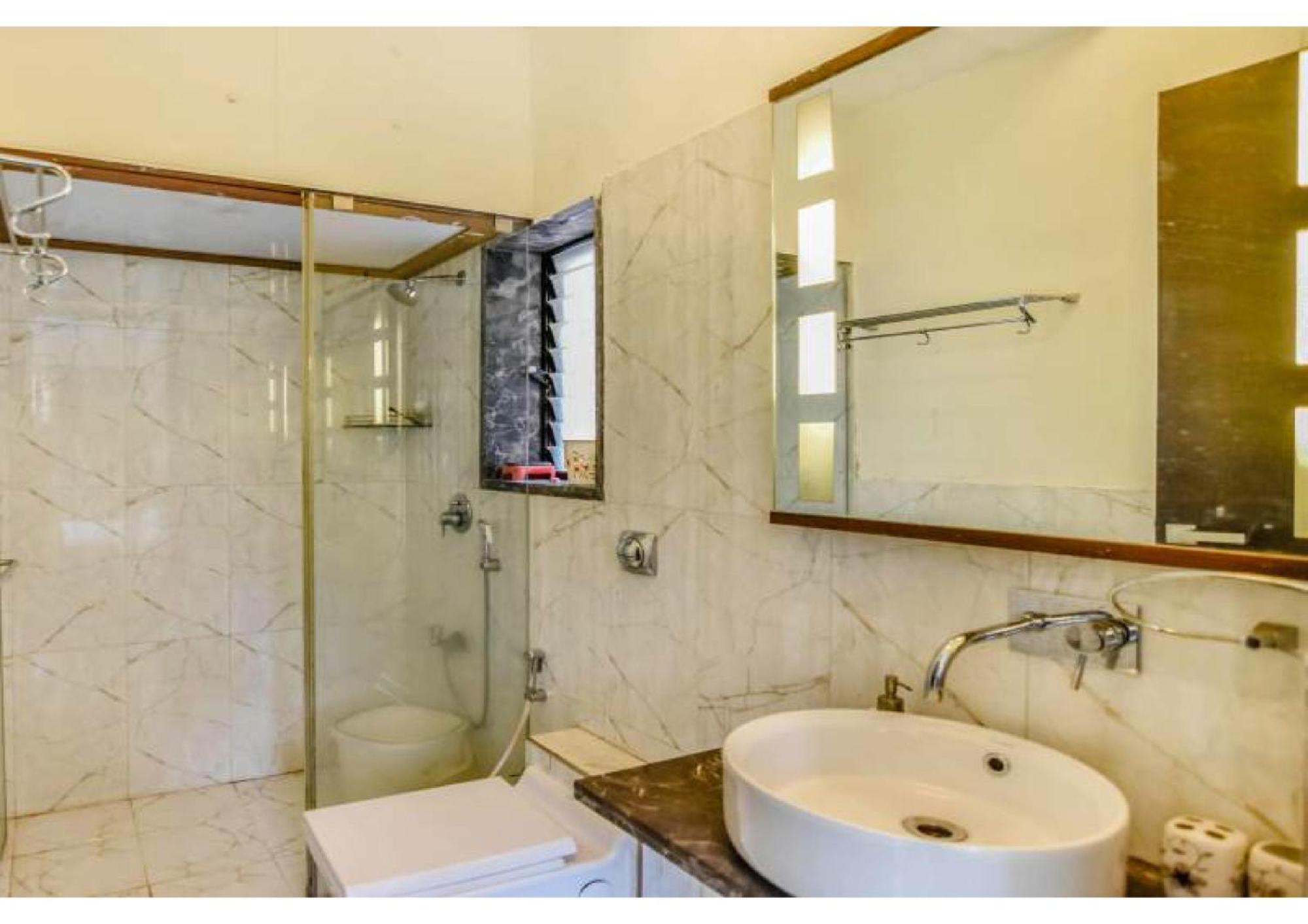 Alison Villa Lonavala Luaran gambar